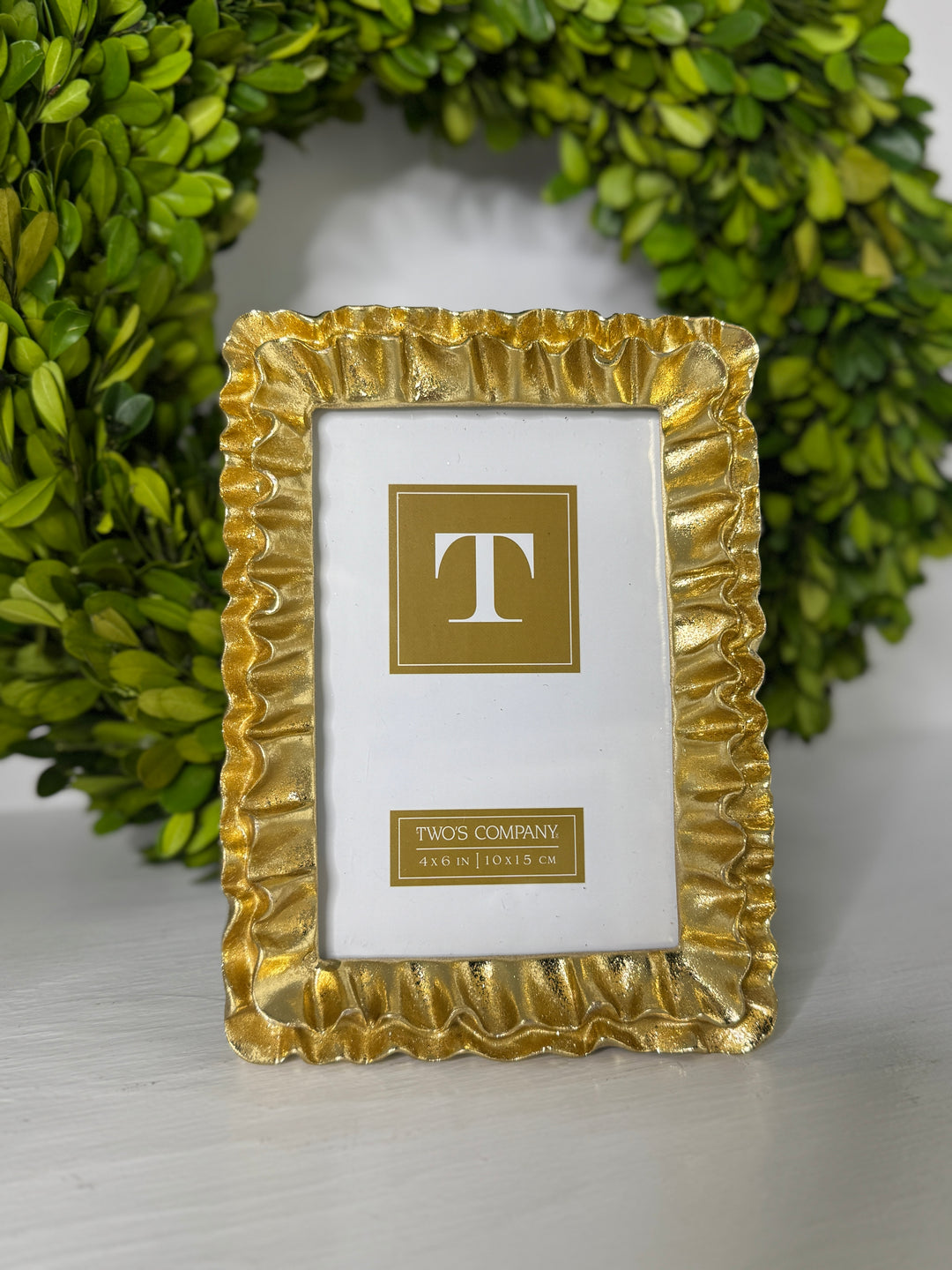 Gold Ruffles Photo Frame
